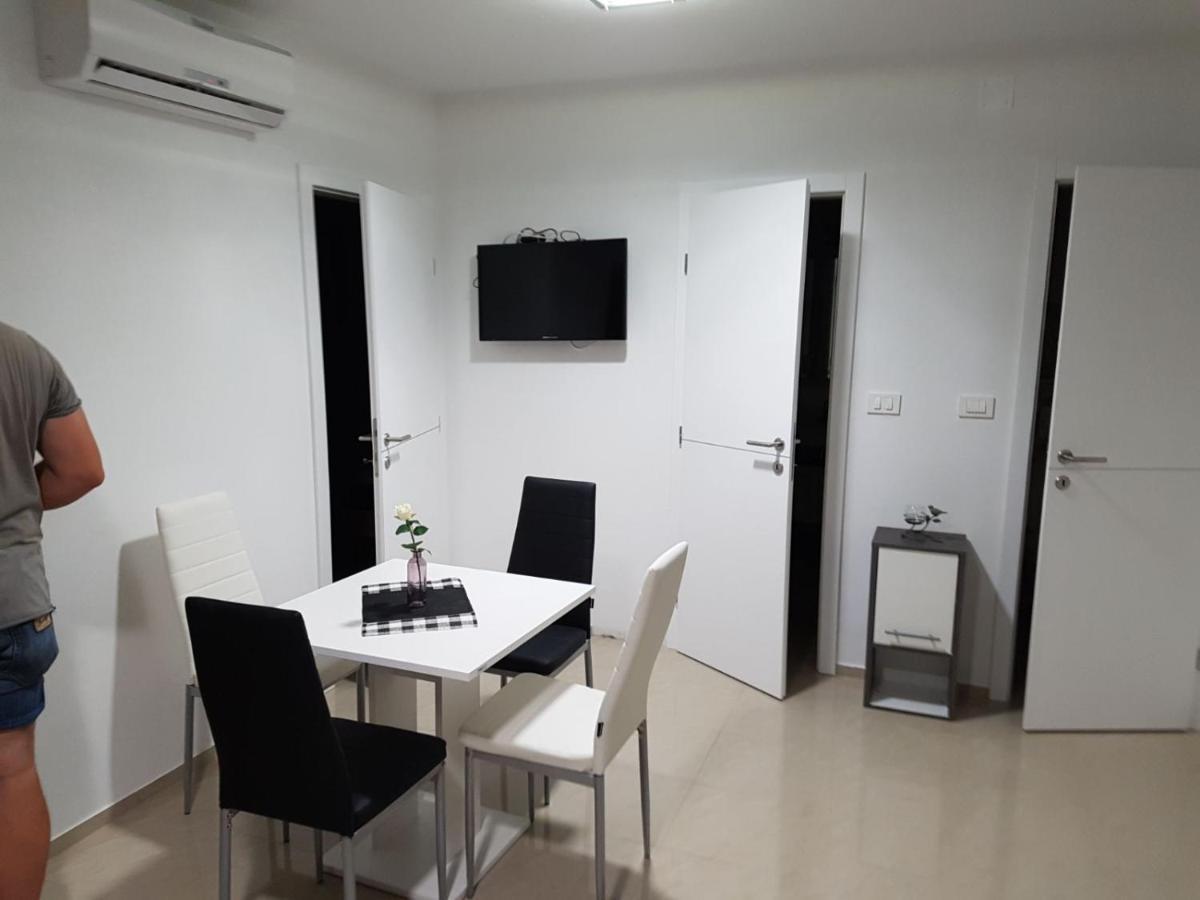 Apartmani Zaric Malinska Dış mekan fotoğraf