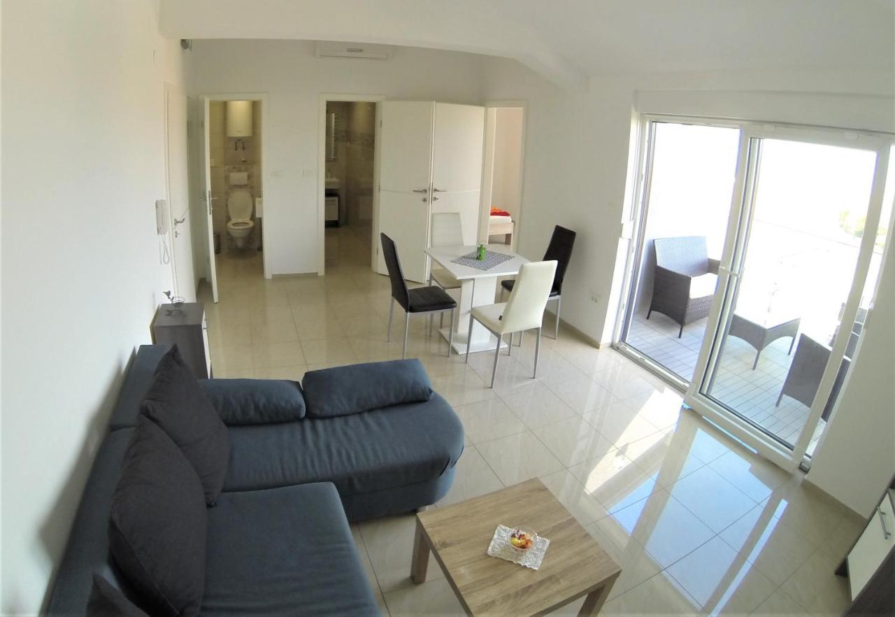 Apartmani Zaric Malinska Dış mekan fotoğraf